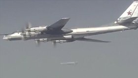 Rusko bombarduje cíle ISIS.