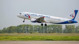 Zákaz nástupu do letadla na tři roky. Rusko chystá černou listinu výtržníků