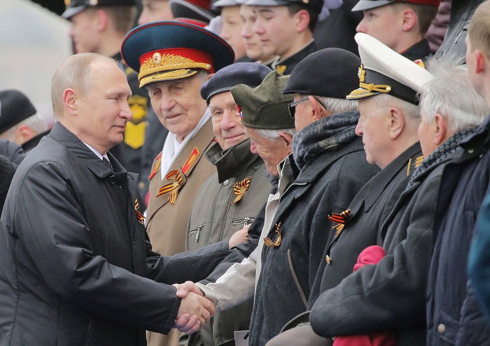 V Moskvě proběhla tradiční vojenská přehlídka u příležitosti oslav konce 2. světové války.