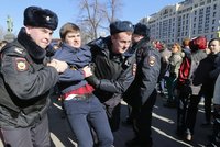 „Propusťte své občany.“ Česko se pustilo do Ruska a Běloruska kvůli represím