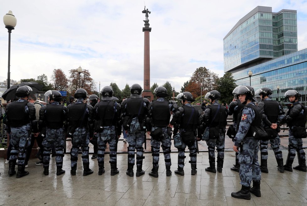Zatýkání během demonstrace v Moskvě