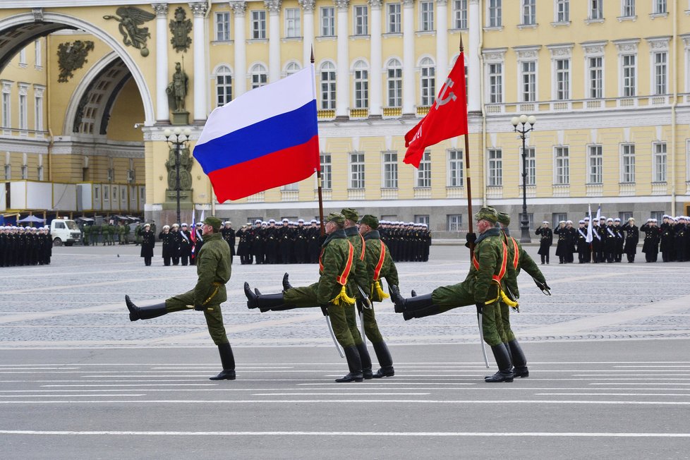 Rusko letos vytvoří pět nových pluků jaderných raketových sil.