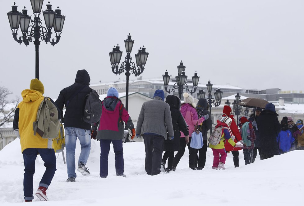 Ruská metropole se od rána topí ve sněhu, podle meteorologů dnes Moskvu ochromila největší kalamita za posledních 70 let. (ilustrační foto)