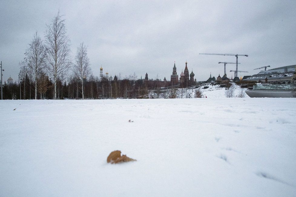 Ruská metropole se od rána topí ve sněhu, podle meteorologů dnes Moskvu ochromila největší kalamita za posledních 70 let. (ilustrační foto)