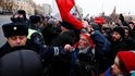 Příznivci opozičníka Navalného protestovali proti prezidentovi Putinovi ve velkých ruských městech. Příznivci opozičníka Navalného protestovali proti prezidentovi Putinovi ve velkých ruských městech.
