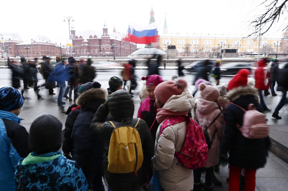 Příznivci opozičníka Navalného protestovali proti prezidentovi Putinovi ve velkých ruských městech.