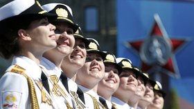 Rusko slavilo vítězství nad fašismem: Putin varoval před dvojitými standardy