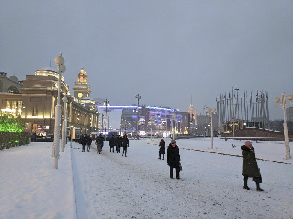 Ruská metropole se od rána topí ve sněhu, podle meteorologů dnes Moskvu ochromila největší kalamita za posledních 70 let. (ilustrační foto)