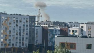 Na Moskvu zaútočily drony, zasaženy byly domy, nejsou žádné oběti. Ukrajina se k útoku nehlásí