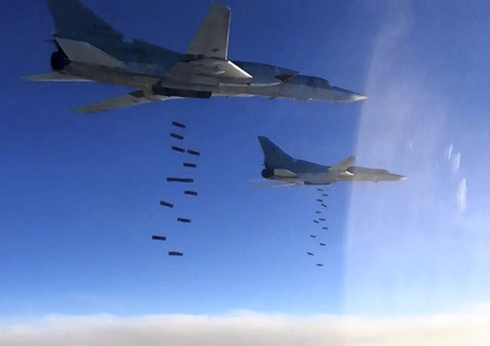 Ruský nálet na pozice ISIS v Sýrii