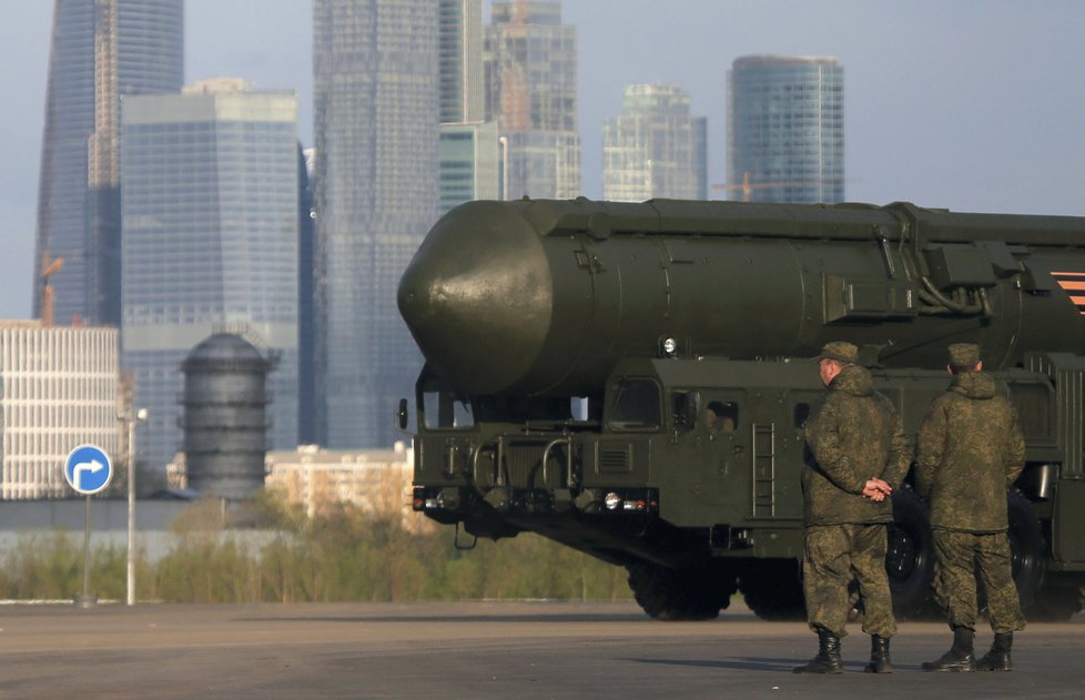 Masivní cvičení v Rusku: Putin vytáhl mezikontinentální rakety.