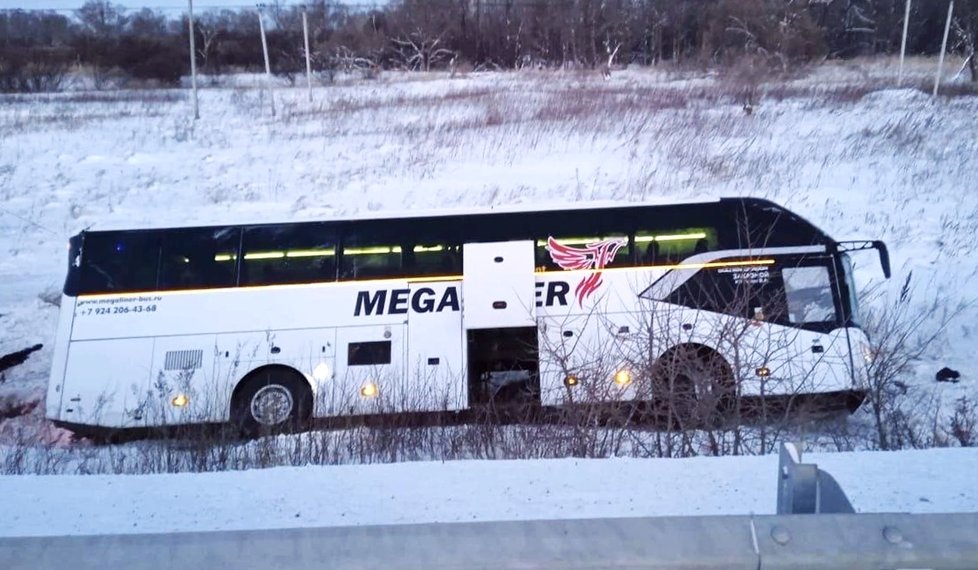 Při nehodě autobusu v Rusku zemřelo osm lidí. (16.12.2022)