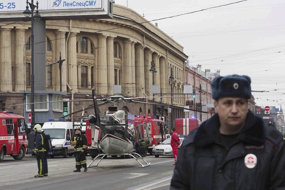 V Petrohradu po výbuchu v metru nastal zmatek a začala kolabovat doprava