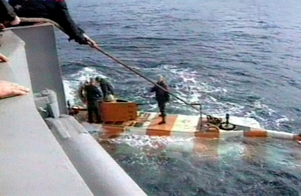 Na palubě ruského batyskafu zahynulo 14 lidí