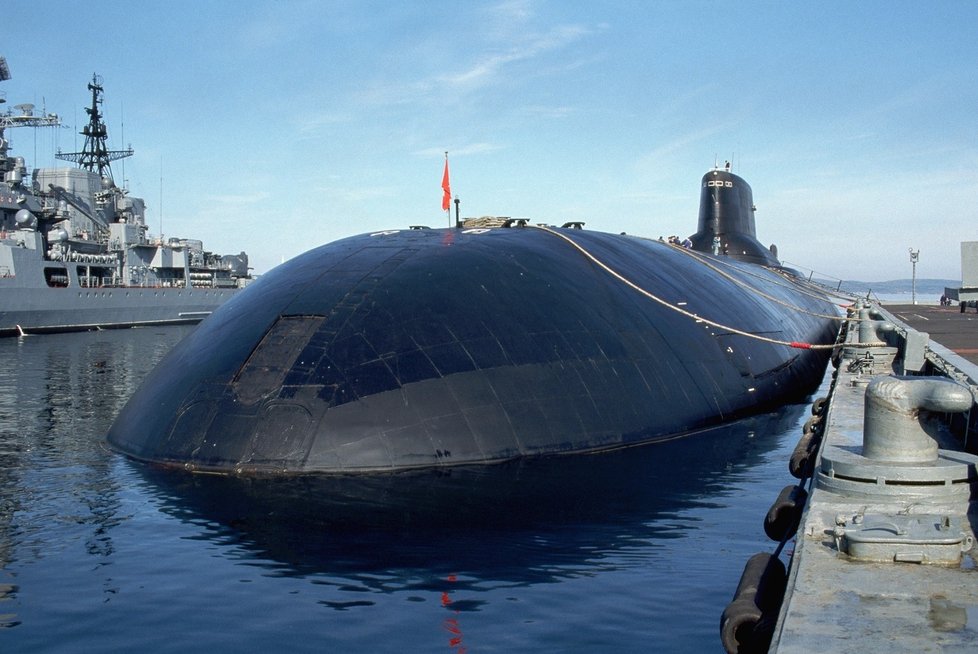 Nová ruská ponorka K-51 Verkhoturye přezdívaná Delfín