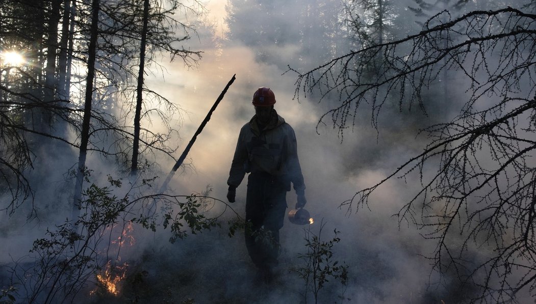 V Rusku se šíří zničující lesní požáry