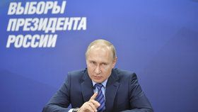 Vladimir Putin získal během jediného dne 200 tisíc podpisů pod svou kandidaturu.