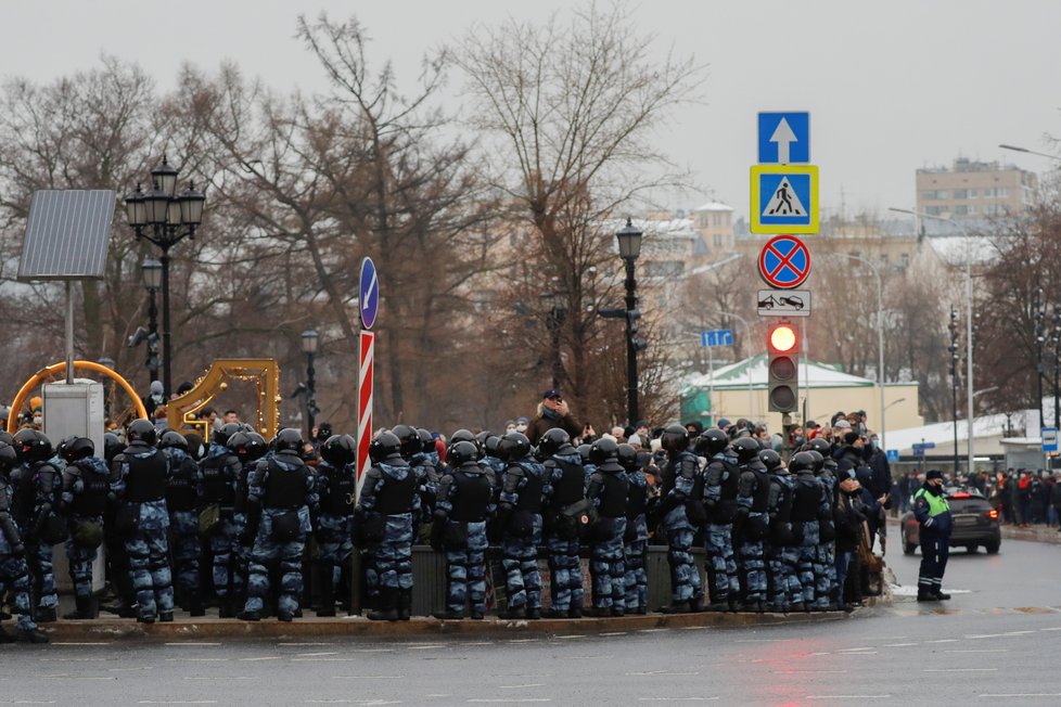 Při protestech na podporu Navalného bylo zatčeno přes 1000 lidí, (23.01.2021).