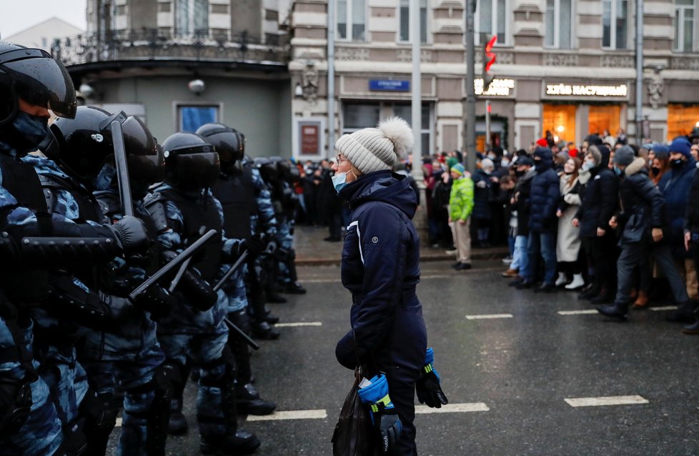 Při protestech na podporu Navalného bylo zatčeno přes 1000 lidí (23. 01. 2021).