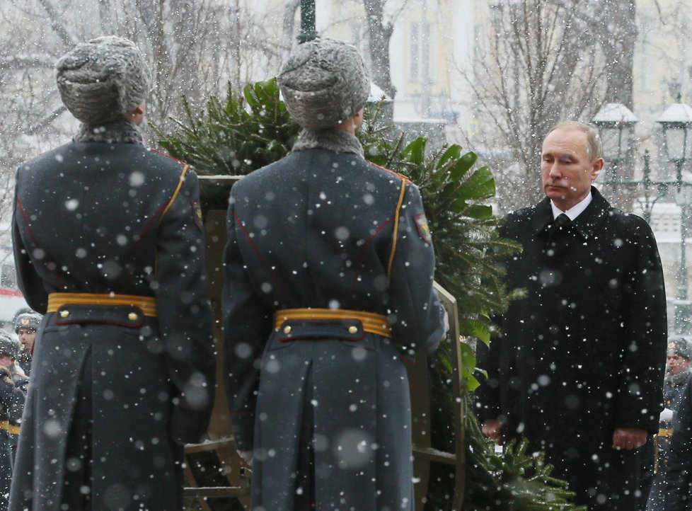Rusko slavilo Den obránců vlasti.