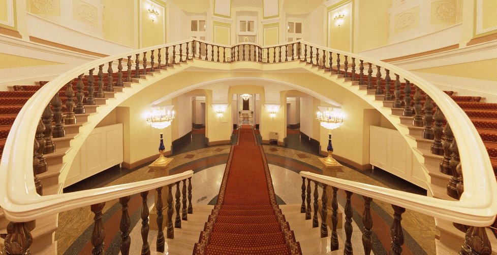 Šochinské schodiště, Senátní palác, Moskevský kreml.