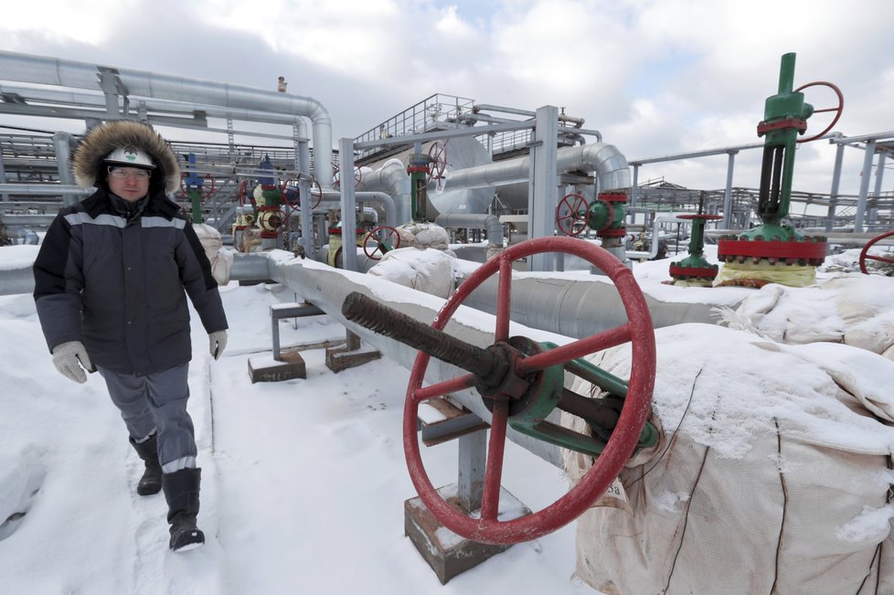EU dohodla strop na ceny ruské ropy