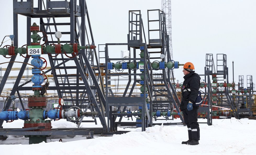 EU dohodla strop na ceny ruské ropy