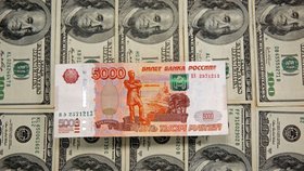 Rusko má problémy se splácením v dolarech.