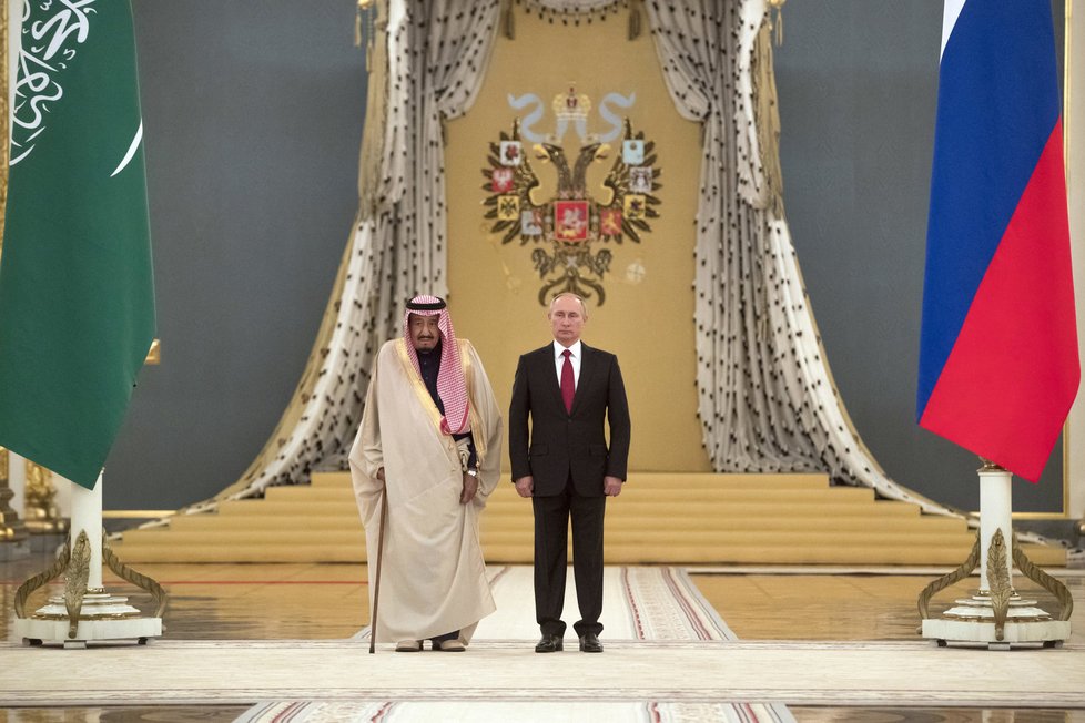 Saúdský král Salmán na první oficiální návštěvě Ruska.