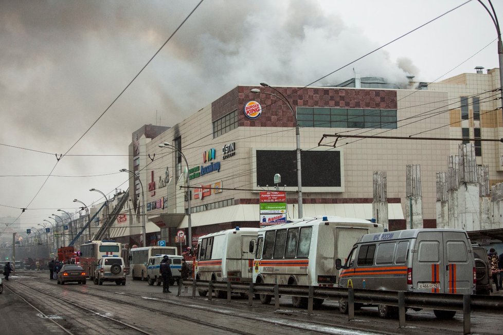 Požár obchodního centra v sibiřském městě Kemerovo