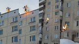 Rus se zapálil a skočil ze střechy 9patrového paneláku!