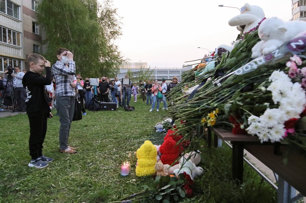 Státní smutek po střelbě ve škole v ruské Kazani, (12.05.2021).