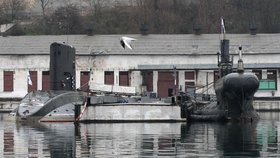 Ruské ponorky v sevastopolském přístavu