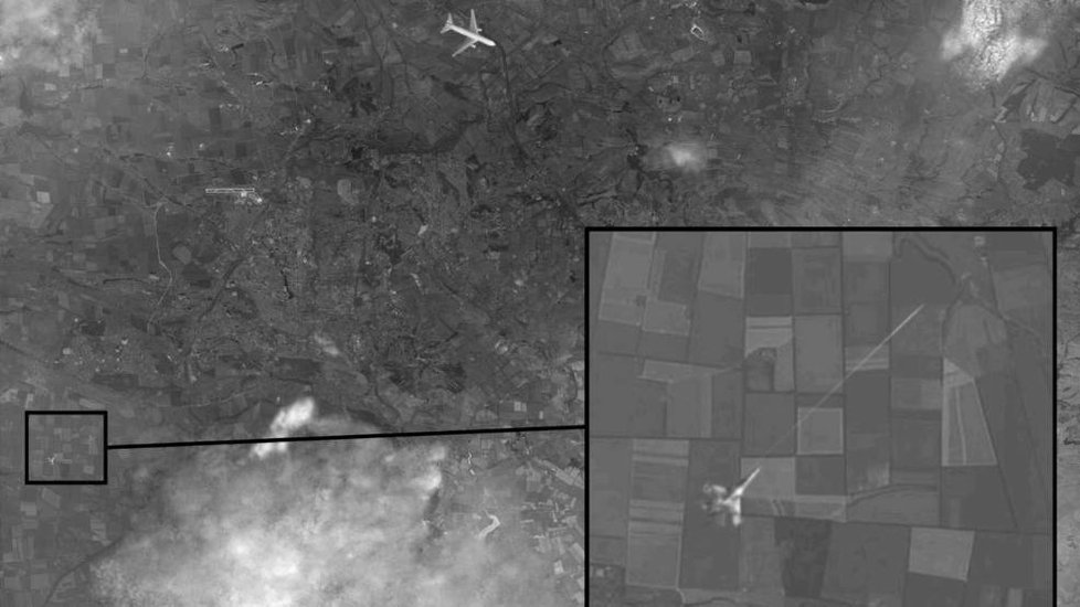 Už ruská stanice Rossija 24 připustila, že pravost údajného satelitního snímku je nutné ověřit.
