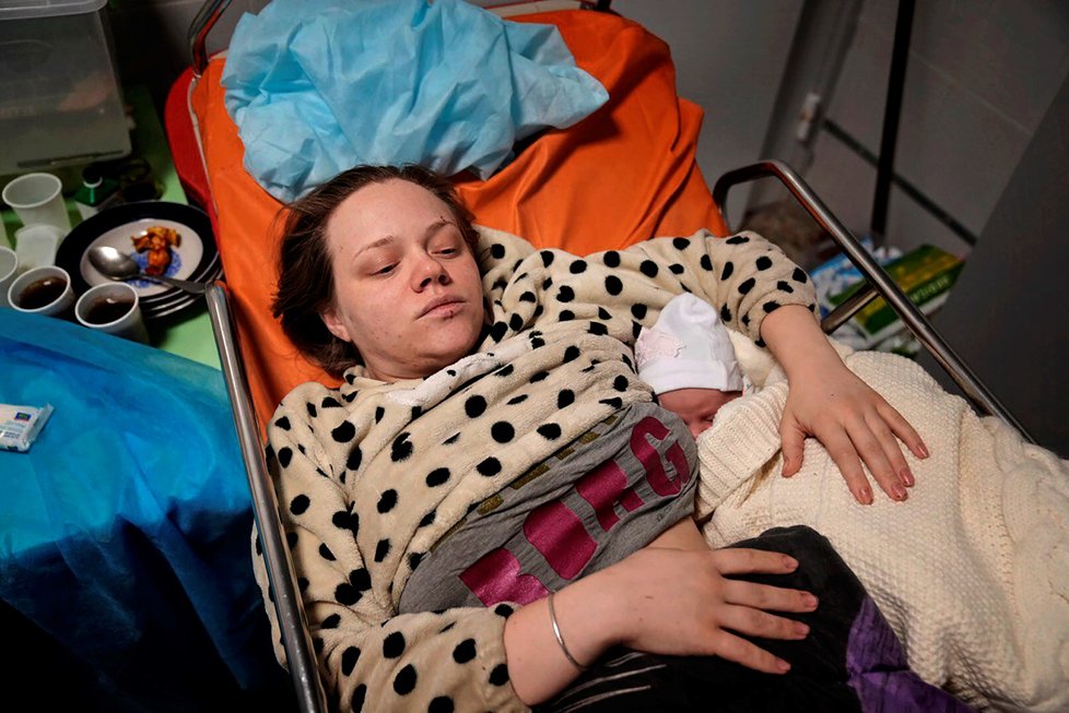 Útok na porodnici v Mariupolu
