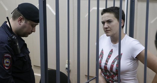Hladovku drží 80 dní a jde jí o život: Pilotka se stala ukrajinskou hrdinkou!