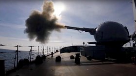 Snímky z videa ruského ministerstva obrany: Cvičení v Černém moři