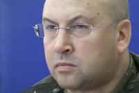 Putinův „generál Armagedon“: Krutý Surovikin byl dvakrát ve vězení, civilisty bombardoval už dřív