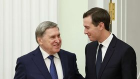 Jednání mezi Vladimirem Putinem, americkým zvláštním vyslancem Stevem Witkoffem a Jaredem Kushnerem, zetěm amerického prezidenta Donalda Trumpa, v Senátním paláci Kremlu v Moskvě v Rusku. (2.12.2025)