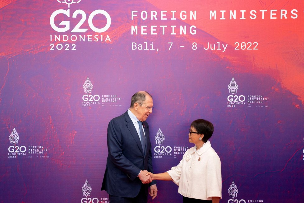 Sergej Lavrov na setkání zemí G20. (8. 7. 2022)