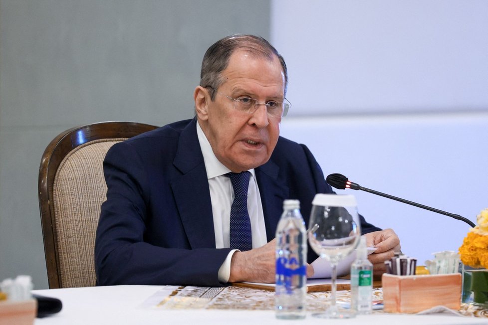 Sergej Lavrov na setkání zemí G20. (8. 7. 2022)
