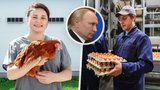 Rusové běsní kvůli zdražování vajec, i Putin se omlouval. Pět největších drůbežáren přitom vlastní jeho lidé