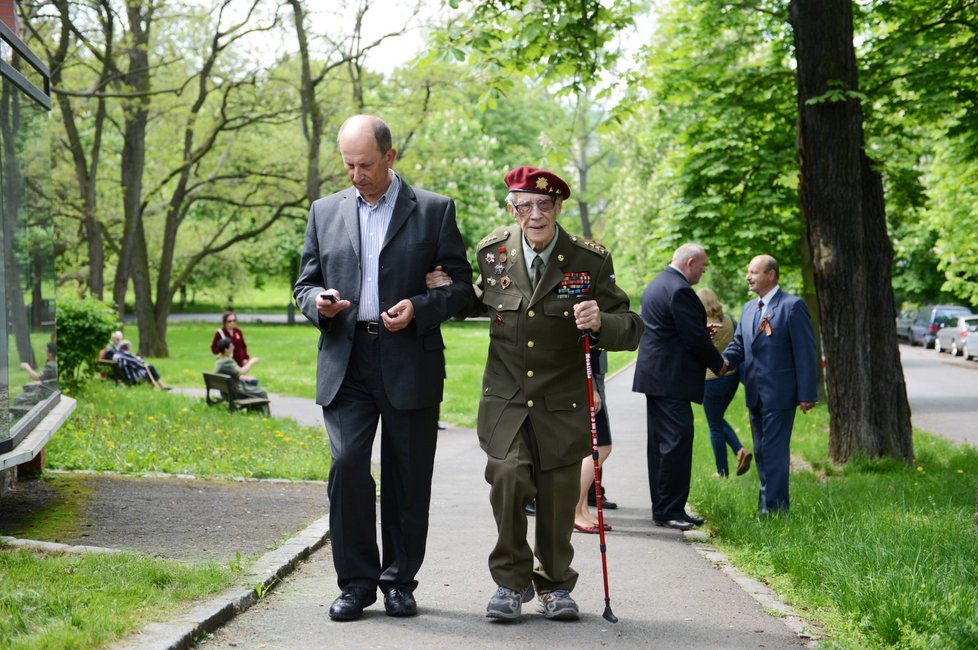 Oslava osvobození na velvyslanectví Ruské federace (14.5.2013)