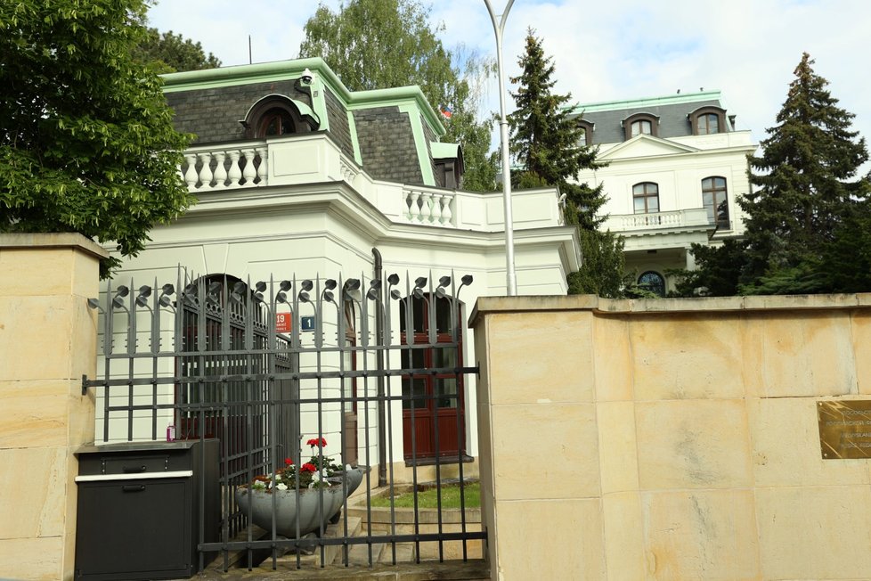 Ruské velvyslanectví v Praze (28. 5. 2021)