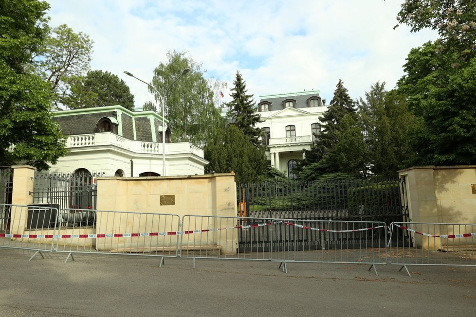 Ruské velvyslanectví v Praze (28. 5. 2021)