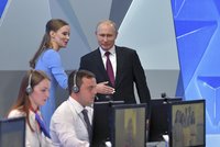 Putin slíbil občanům: „Bude líp.“ Varoval před novými uprchlíky a šil do prezidenta Ukrajiny