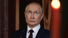 Vladimir Putin na velikonoční mši