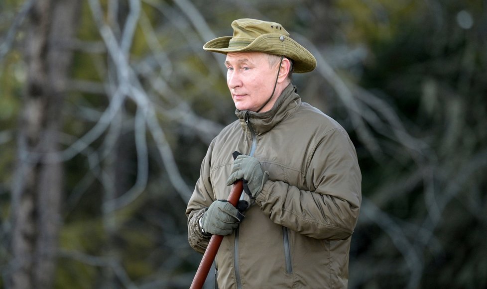 Ruský prezident Vladimir Putin na dovolené na Sibiři, doprovod mu tradičně dělal ministr Šojgu.