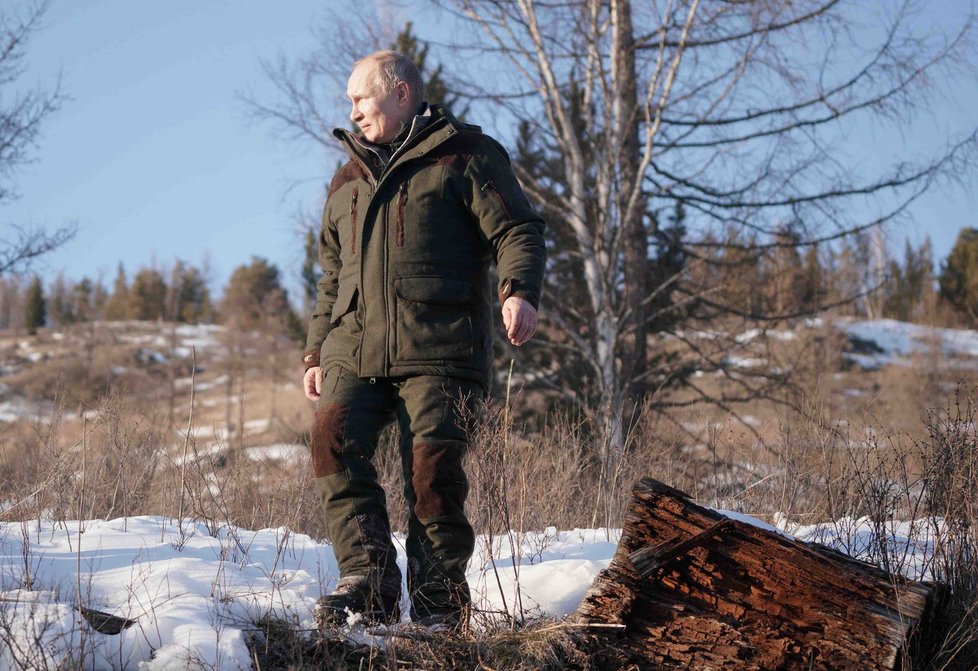 Ruský prezident Vladimir Putin a ministr obrany Sergej Šojgu na Sibiři, (22.03.2020).