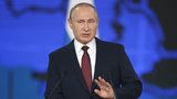„Více dětí, méně daní.“ Putin slíbil Rusům lepší zítřky za obří částky